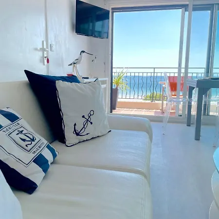 Studio Face A L'ocean Apartmán *